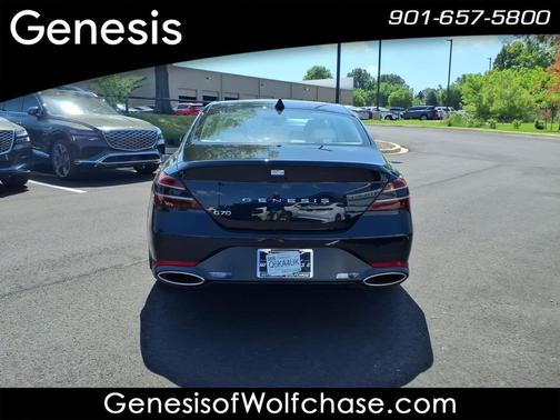 Vik Black 2026 Genesis G70 2.5T Prestige