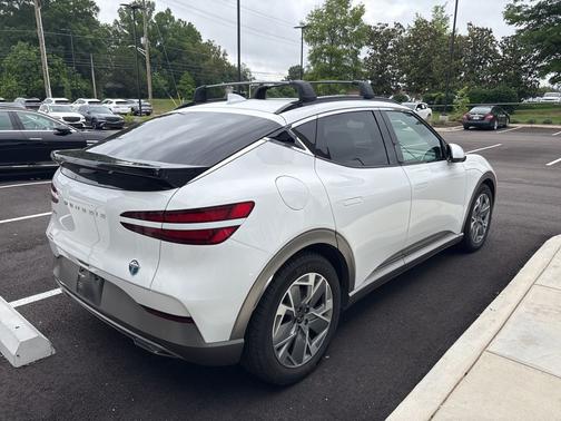 Uyuni White 2025 Genesis GV60 Standard