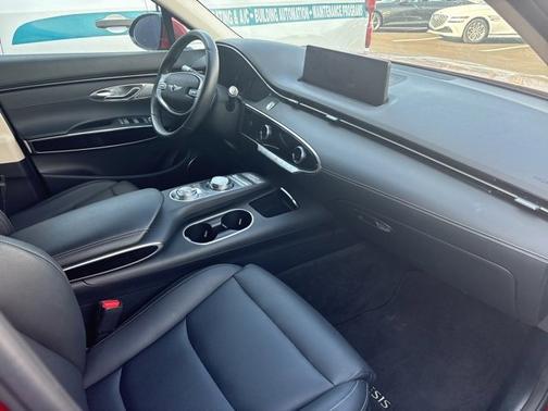 2025 Genesis GV70 2.5T