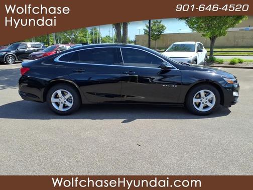 Mosaic Black Metallic 2024 Chevrolet Malibu LT
