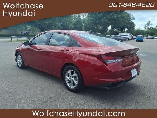 Scarlet Red Pearl 2022 Hyundai ELANTRA SE