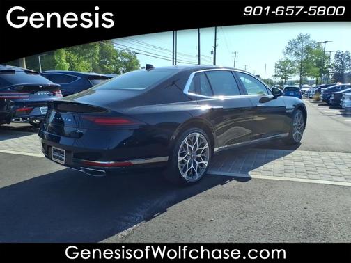 Maui Black 2026 Genesis G90 3.5T e-SC