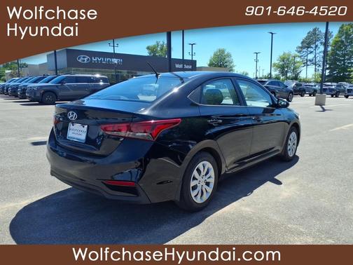 Absolute Black Pearl 2019 Hyundai Accent SE