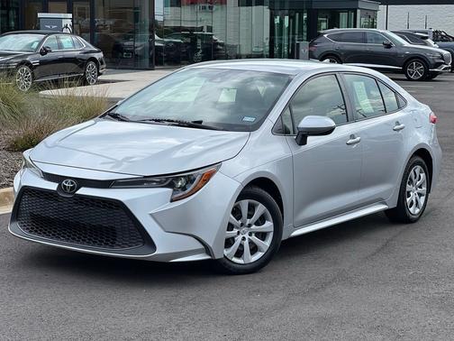 Classic Silver Metallic 2021 Toyota Corolla LE