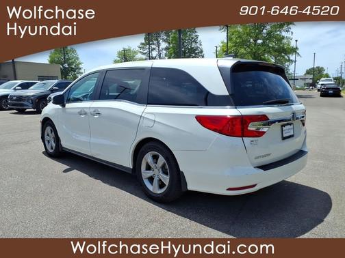White Diamond Pearl 2018 Honda Odyssey EX-L