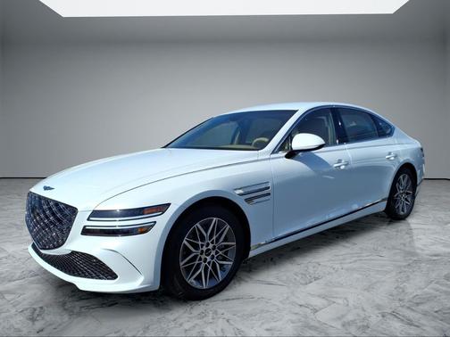 Uyuni White 2026 Genesis G80 2.5T Sedan