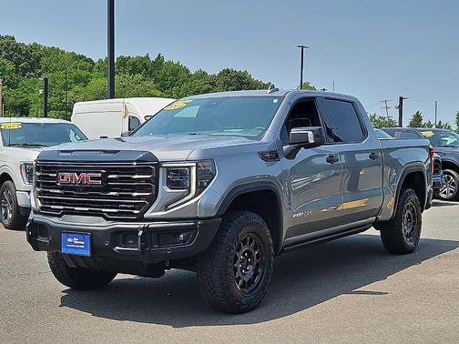 Sterling 2023 GMC Sierra 1500 AT4X