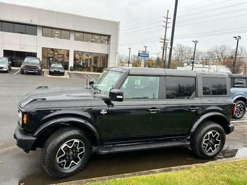 2022 Ford Bronco Outer Banks