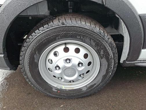 2025 Ford Transit-350 148 WB Medium Roof Cargo