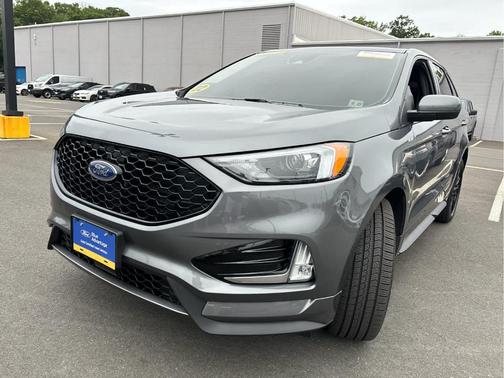 2022 Ford Edge ST-Line