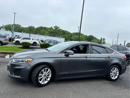 2020 Ford Fusion Hybrid SEL