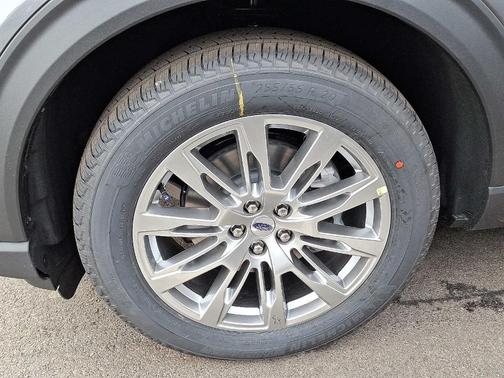 2026 Ford Explorer ACTIVE W/100A