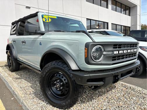 2021 Ford Bronco Black Diamond