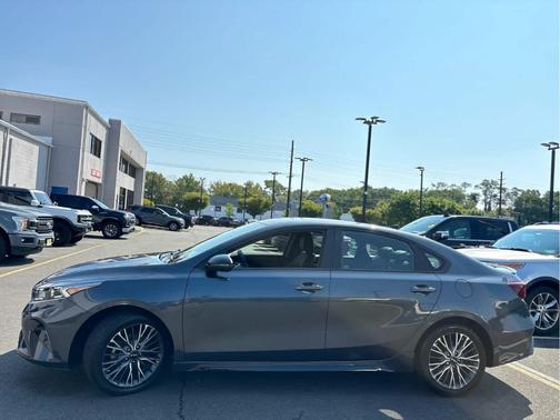 2022 Kia Forte GT-Line