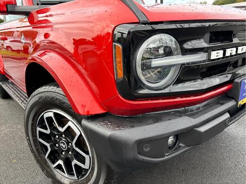 2022 Ford Bronco Outer Banks