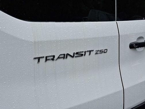 2025 Ford Transit-250 148 WB Medium Roof Cargo