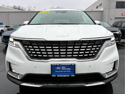 2024 Kia Carnival SX