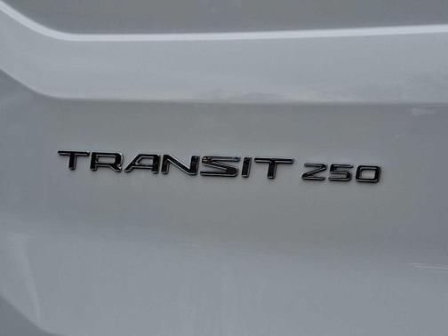 2025 Ford Transit-250 148 WB Medium Roof Cargo