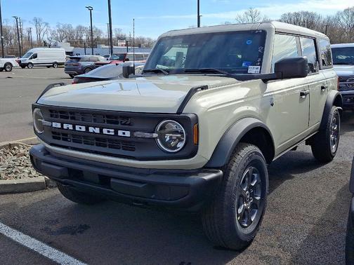 Desert Sand 2026 Ford Bronco Big Bend