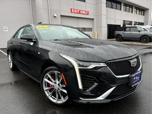 2022 Cadillac CT4 Sport