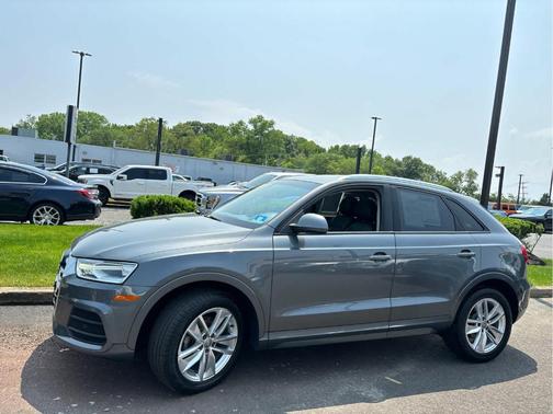 2017 Audi Q3 2.0T Premium