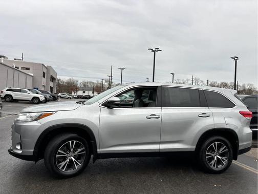 2019 Toyota Highlander LE Plus