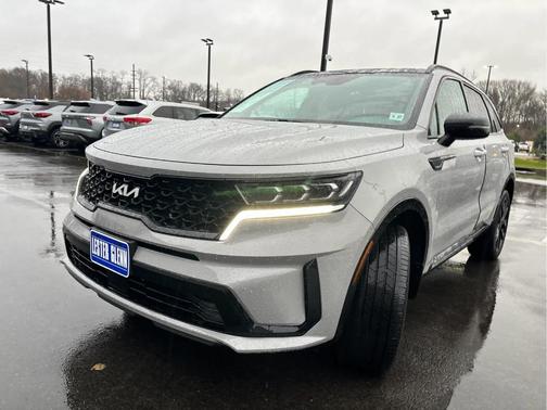 2022 Kia Sorento SX
