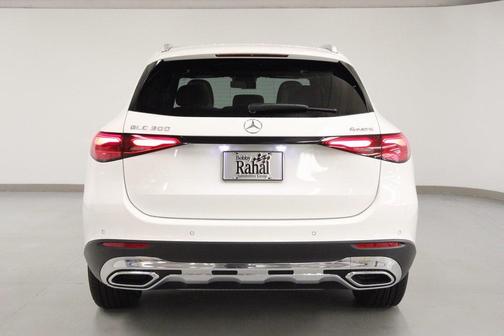 2026 Mercedes-Benz GLC 300 4MATIC