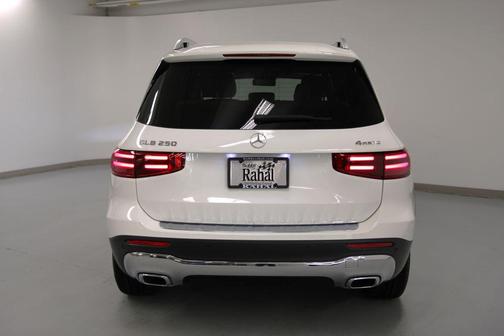 Polar 2025 Mercedes-Benz GLB 250 4MATIC