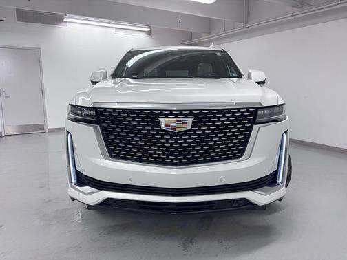 Crystal White Tricoat 2022 Cadillac Escalade ESV Premium Luxury
