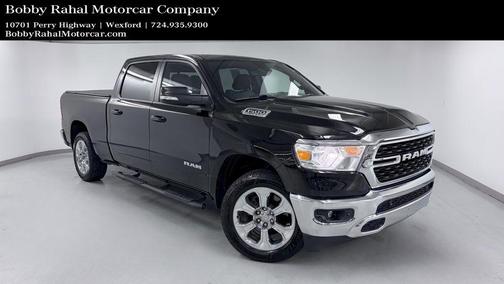 Diamond Black Crystal Pearlcoat 2022 RAM 1500 Big Horn/Lone Star