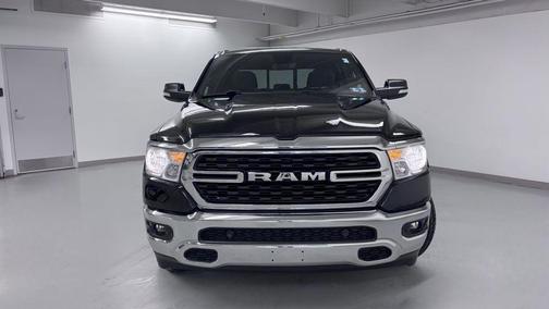Diamond Black Crystal Pearlcoat 2022 RAM 1500 Big Horn/Lone Star