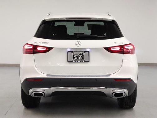 2026 Mercedes-Benz GLA 250 4MATIC