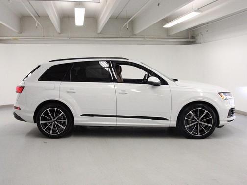 2023 Audi Q7 55 Prestige