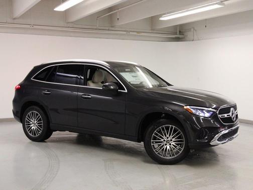 2026 Mercedes-Benz GLC 300 4MATIC
