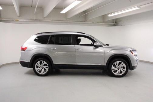 2022 Volkswagen Atlas 3.6L SE w/Technology