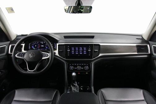 2022 Volkswagen Atlas 3.6L SE w/Technology