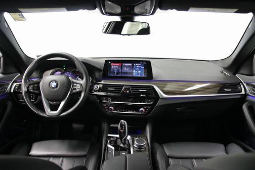 2019 BMW 530e xDrive iPerformance