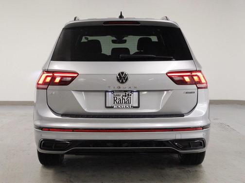2022 Volkswagen Tiguan 2.0T SE R-Line Black 4MOTION