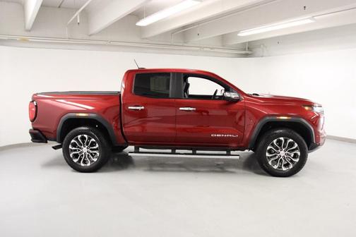 2024 GMC Canyon Denali