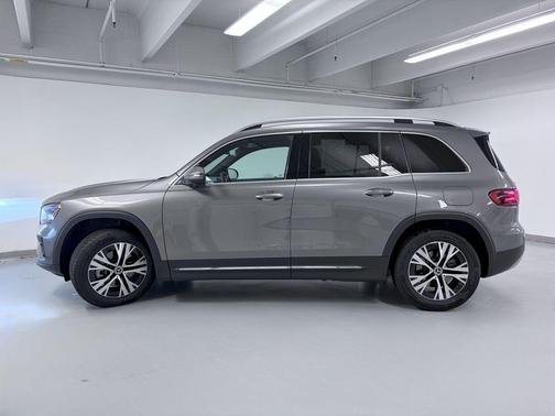 Mountain Grey Metallic 2026 Mercedes-Benz GLB 250 4MATIC