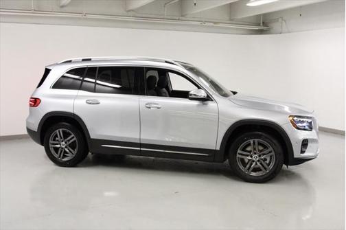 2025 Mercedes-Benz GLB 250 4MATIC