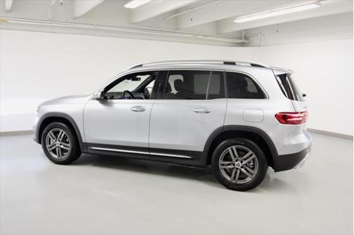 2025 Mercedes-Benz GLB 250 4MATIC