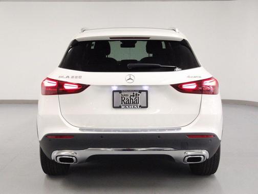 2025 Mercedes-Benz GLA 250 4MATIC