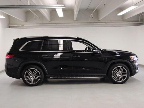 2023 Mercedes-Benz GLS 450 4MATIC
