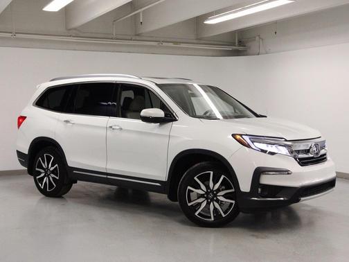2021 Honda Pilot Touring 8-Passenger