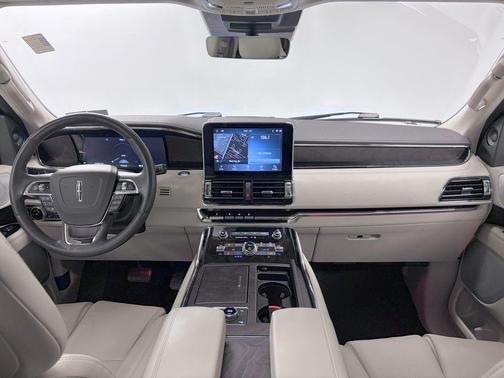 Asher Gray 2021 Lincoln Navigator Reserve
