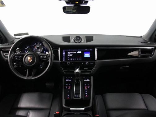 2023 Porsche Macan S