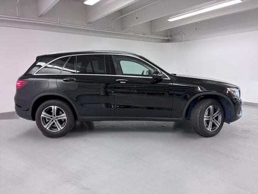 Black 2019 Mercedes-Benz GLC 300 4MATIC