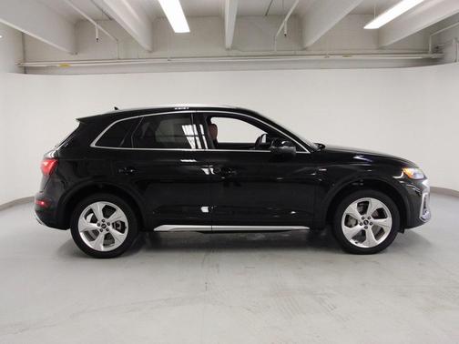 2024 Audi Q5 45 S line Premium Plus